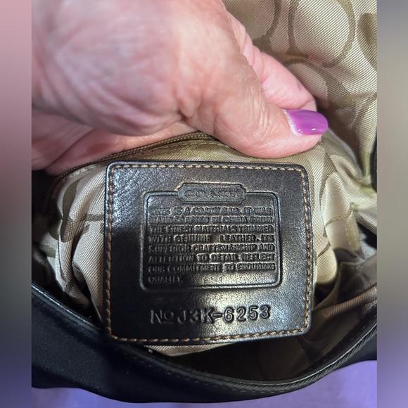 Coach Bag Women’s Black Crossbody Shoulder Nylon Gunmetal Hardware Vintage 6253 - Picture 10 of 11